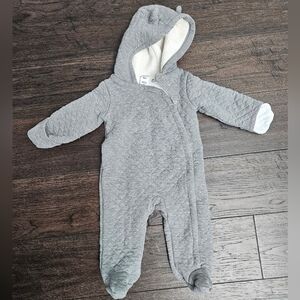 Gray Quilted Bunting Suut